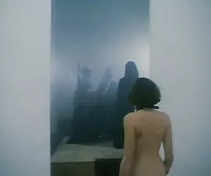 Traşlı Sıcak liseli hd porn izle Yoga Onu