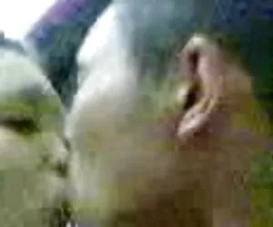 Sevimli Asyalı anne lesbien porno izle ve oğlu