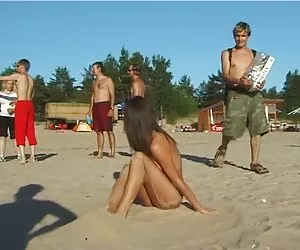 Sandalyede Vintage göt Eva sex izle kaliteli göt